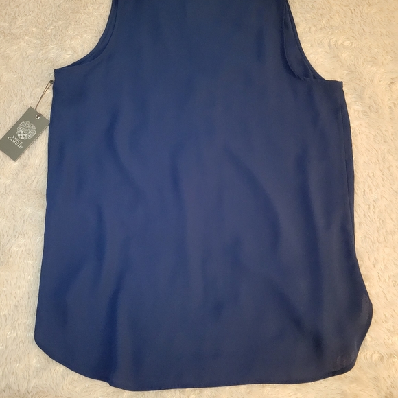Vince Camuto Sleeveless V Neck Tank/Blouse; Size M - Picture 4 of 4